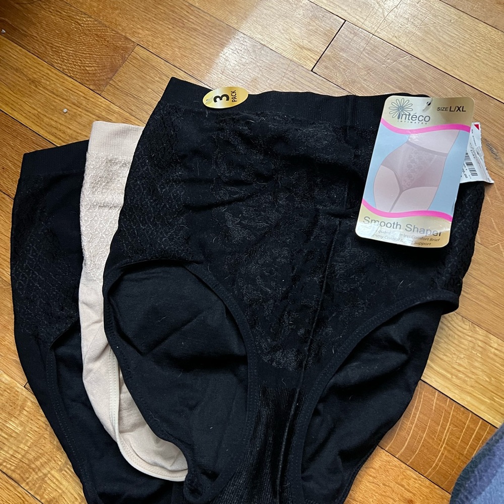 Control top panties